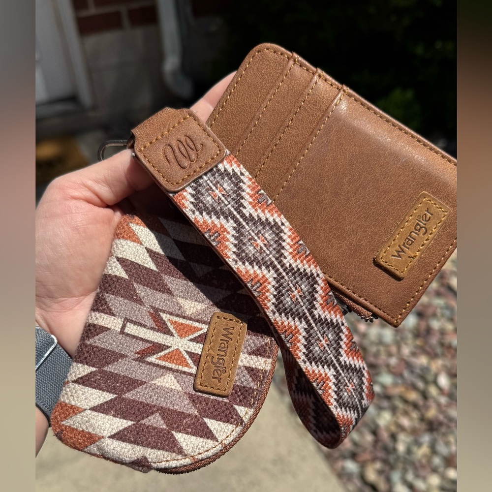 Wrangler Brown Aztec wallet and key holder